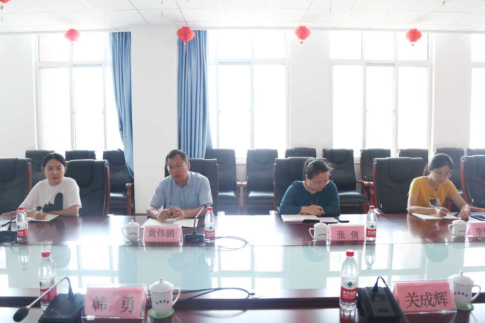 热烈欢迎济宁高新区经发局领导一行莅临集团参观调研